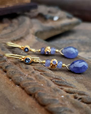 Schaef Designs 22kt Solid gold and Tanzanite teardrop briolette Dangle Earrings | Arizona