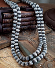 Schaef Designs Fluted Sterling Silver Navajo Pearl Southwestern Layering Boho Necklaces | Arizona 
