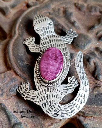 Vintage Albert Cleveland Purple Spiny Oyster Shell & Sterling Silver Lizard Pin | Schaef Designs Jewelry | Arizona  