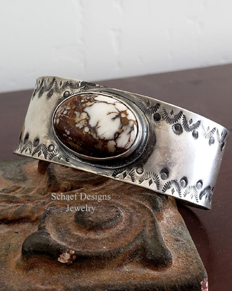 Schaef Designs AZ Wildhorse Single & Stamped Sterling Silver Single Stone Cuff Bracelet | Arizona 