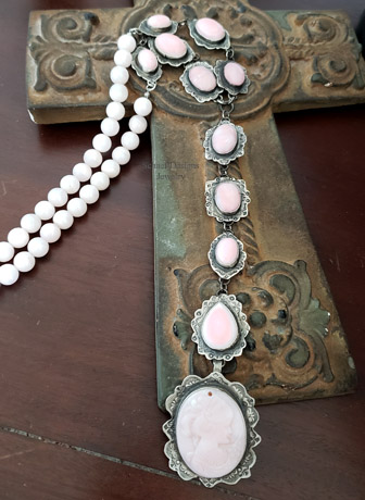 
Schaef Designs Pink Opal Cameo Conch Bead Pendant Necklace | Arizona 