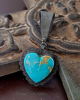 Schaef Designs dark blue turquoise heart in black silver pendant | Arizona 