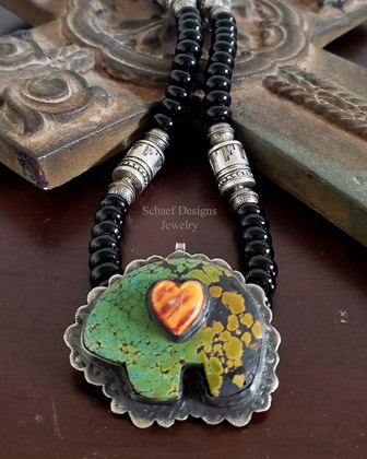  | Schaef Designs Hubei turquoise bear & orange spiny oyster heart pendant | Arizona 