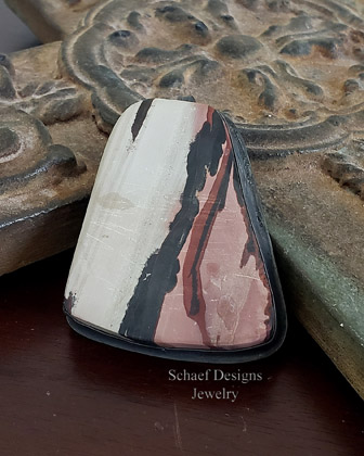  Schaef Designs Large Indian Paint Stone in Black Silver Pendant | Arizona 